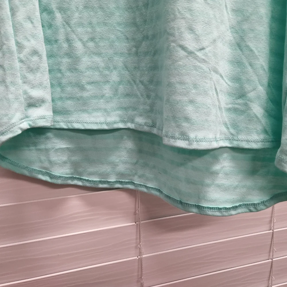 NWT LulaRoe Classic T XS - Picture 4 of 5